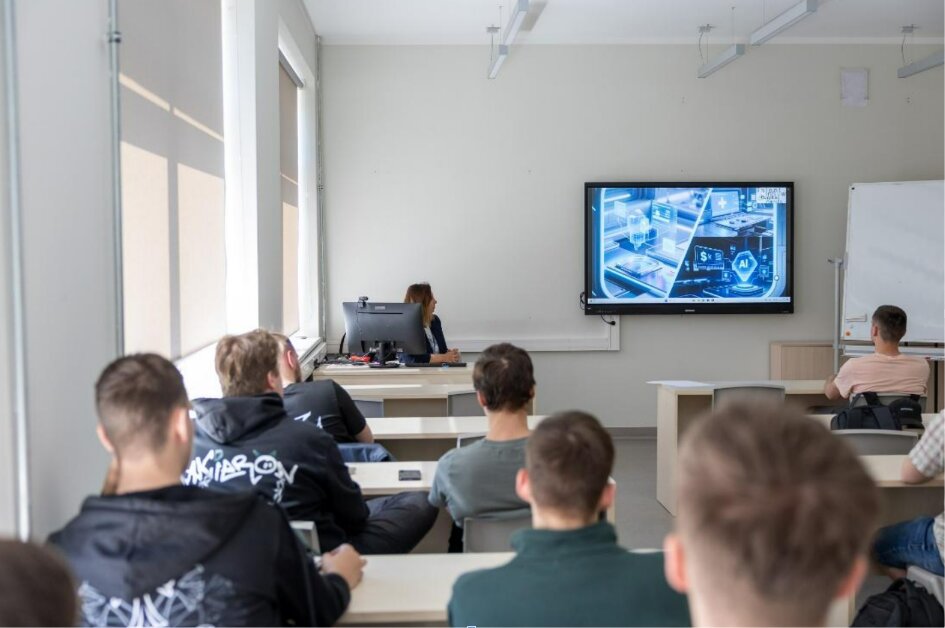 Students’ voices shape the future of TI4DM digital courses